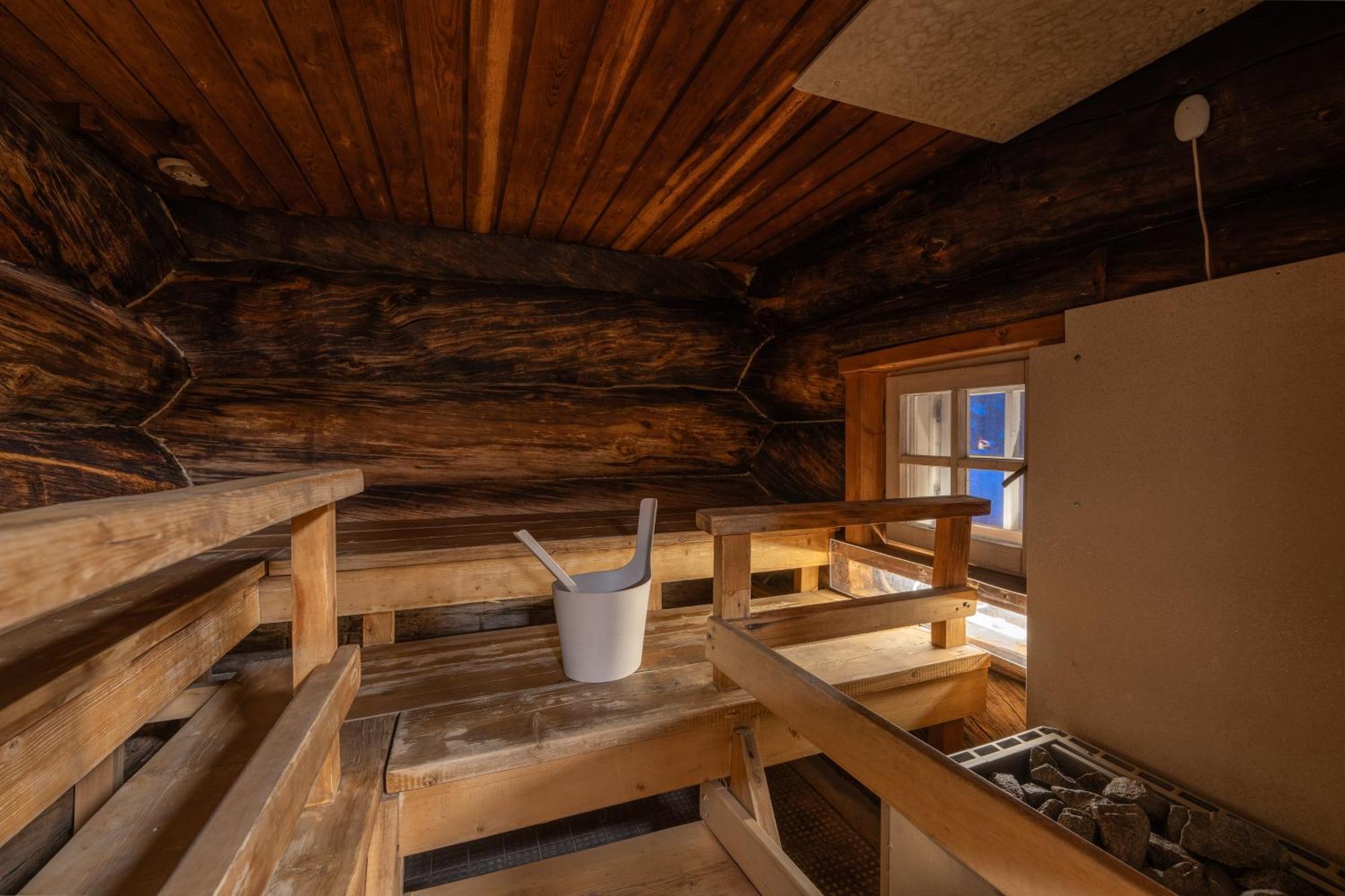 Kuukkeli Hirvas Suite Saariselka Exterior foto