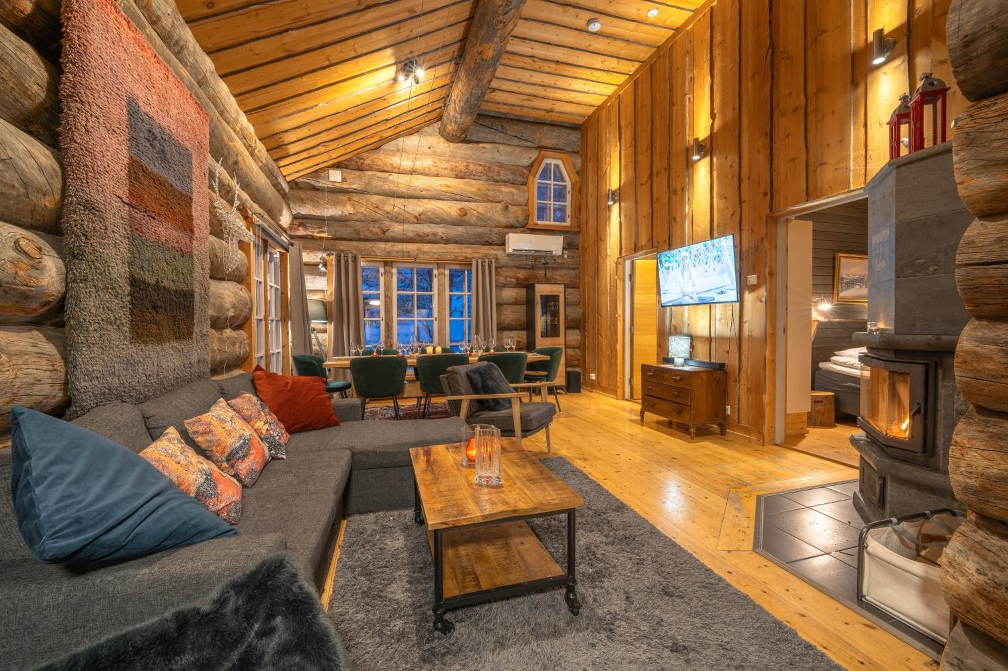 Kuukkeli Hirvas Suite Saariselka Exterior foto